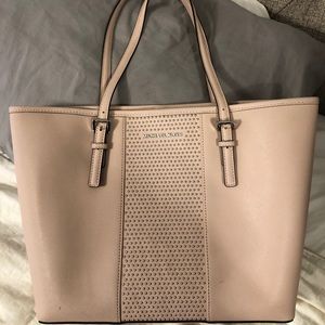 Michael Kors purse. Light pink with silver!